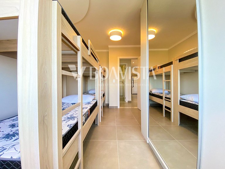 Apartamento em Bombas, com 02 suítes + 01 dormitório
